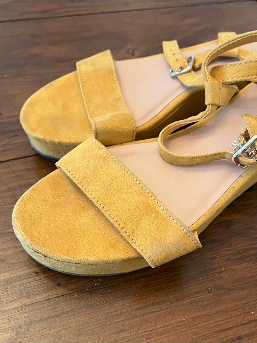 Old Navy Mustard Suede Slingback Sandals - Picture 4 of 4
